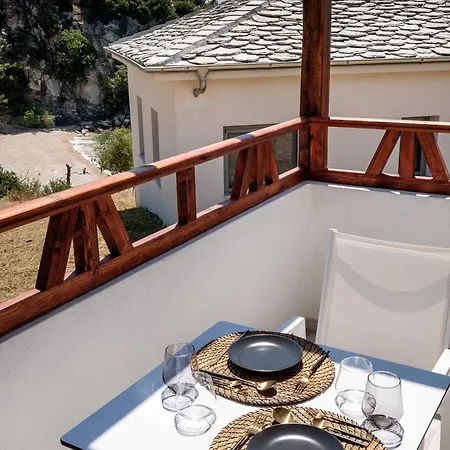 Apartamento East Coast Alikí