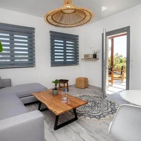 East Coast Apartment *